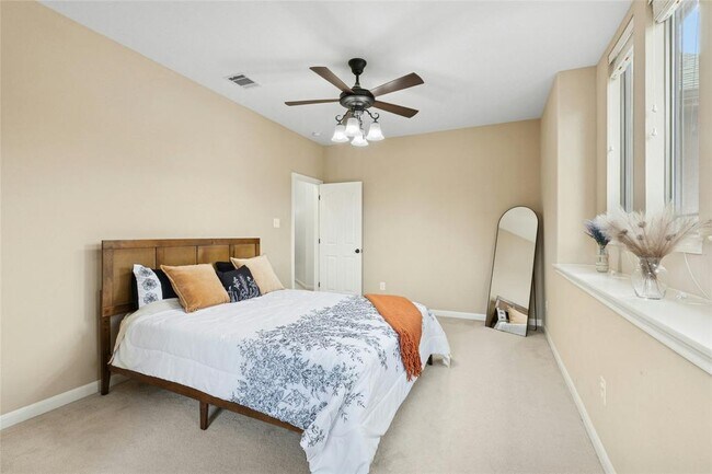 Building Photo - 7429 Bonniebrook Dr