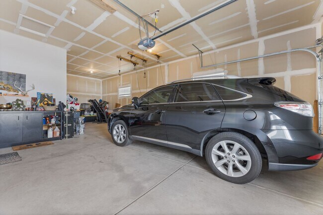 Building Photo - Price Reduction!!! Plus limited Time Offer...