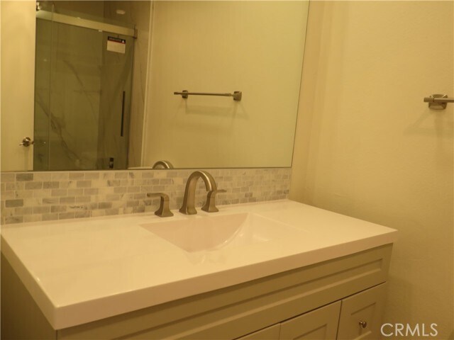 Building Photo - 3935 Bluff Pl