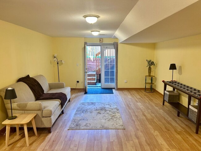 Building Photo - 3642 Larkwood Ct