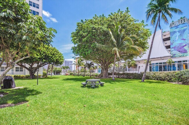 Building Photo - 201 N Ocean Blvd