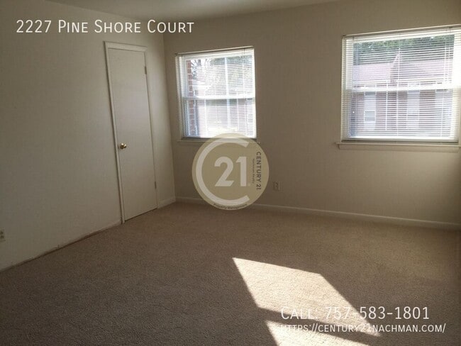 Building Photo - 2227 Pine Shore Ct