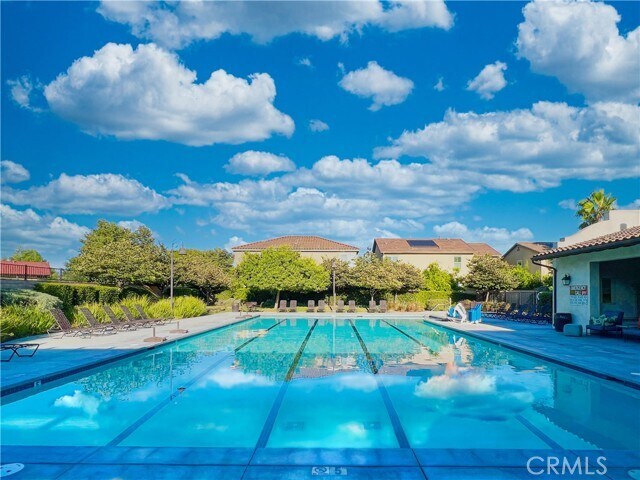 Building Photo - 2841 E Via Terrano