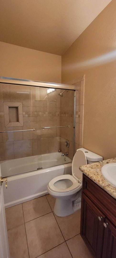 Building Photo - Updated 2 Bed, 2 Bath 2-Story Condo with Garage