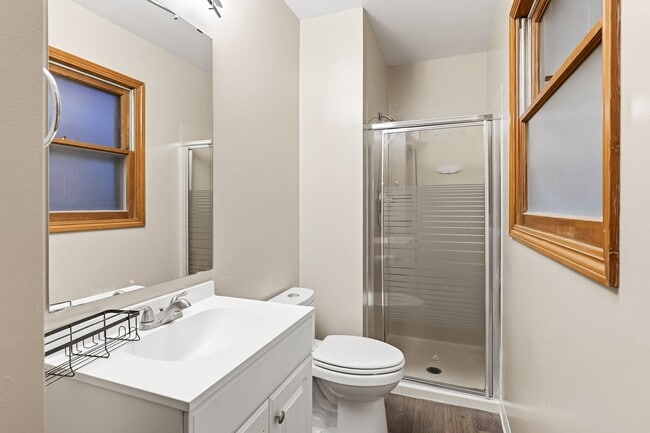 Building Photo - Charming Lake Oswego Home on Large Corner Lot – 3BR, 2.5BA + Bonus Room