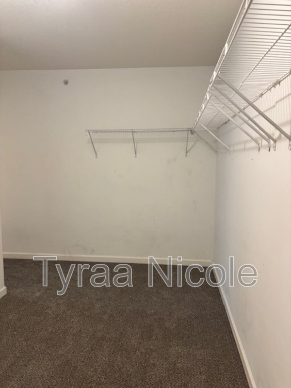 Building Photo - 28825 Cullen Dr