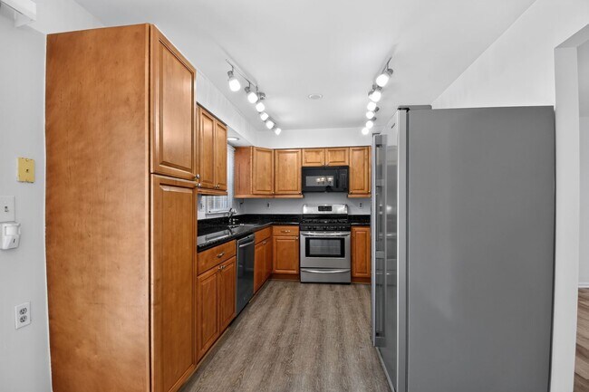 Building Photo - 5560 E Boniwood Turn