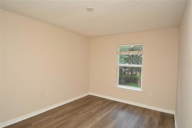 Building Photo - 47 Buttermill Dr