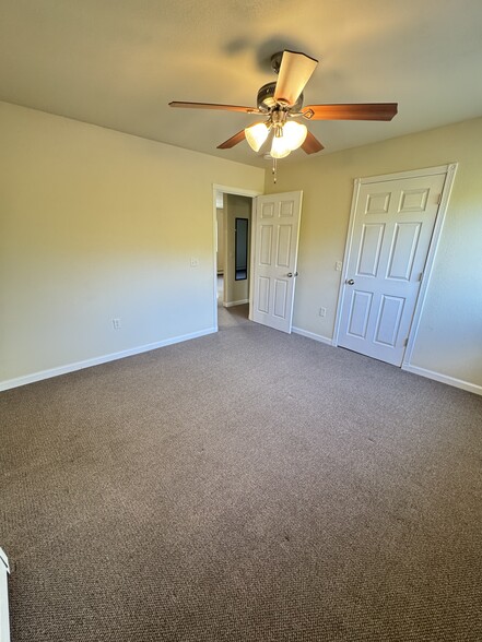 Building Photo - 2681 Mockler Ave