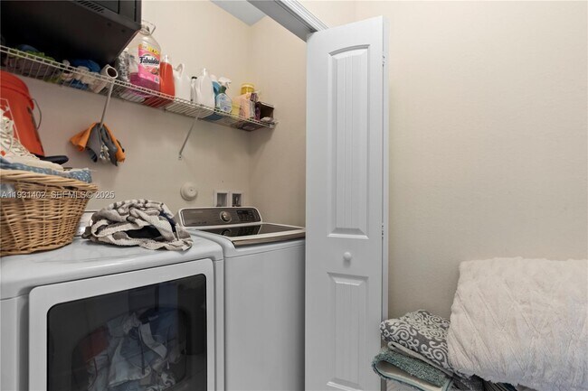 Building Photo - 11730 SW 229th Ln