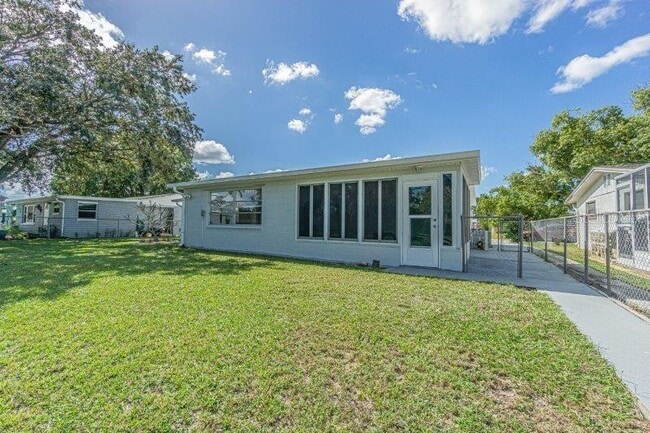 Building Photo - 3126 Matchlock Dr