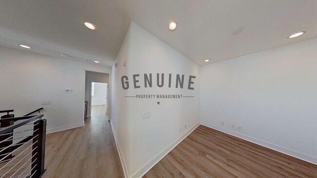 Building Photo - Gorgeous 3 Bedroom Townhouse in Ladera Ranch!