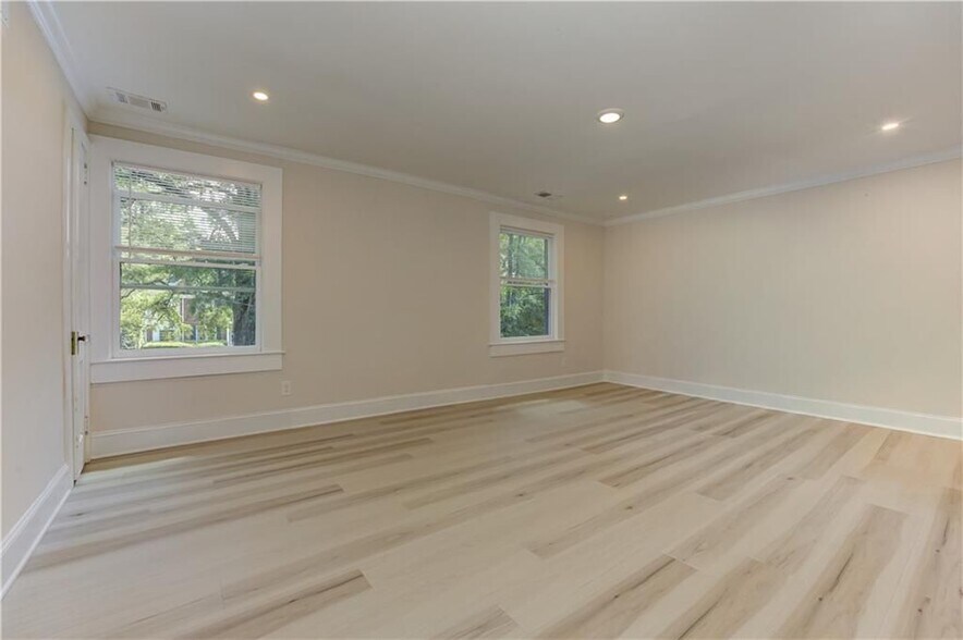 Building Photo - 83 26th St NW