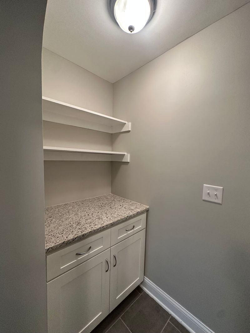 Building Photo - 1288 Linwood Ave