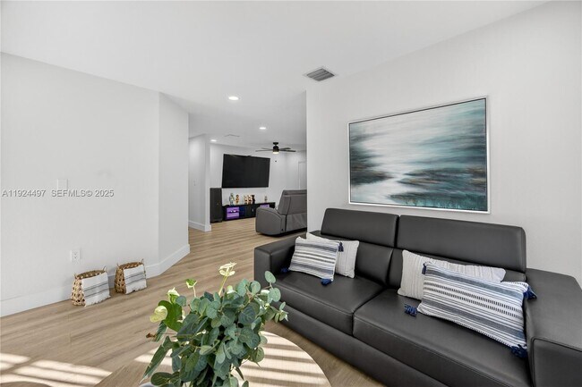 Building Photo - 11352 SW 245th St