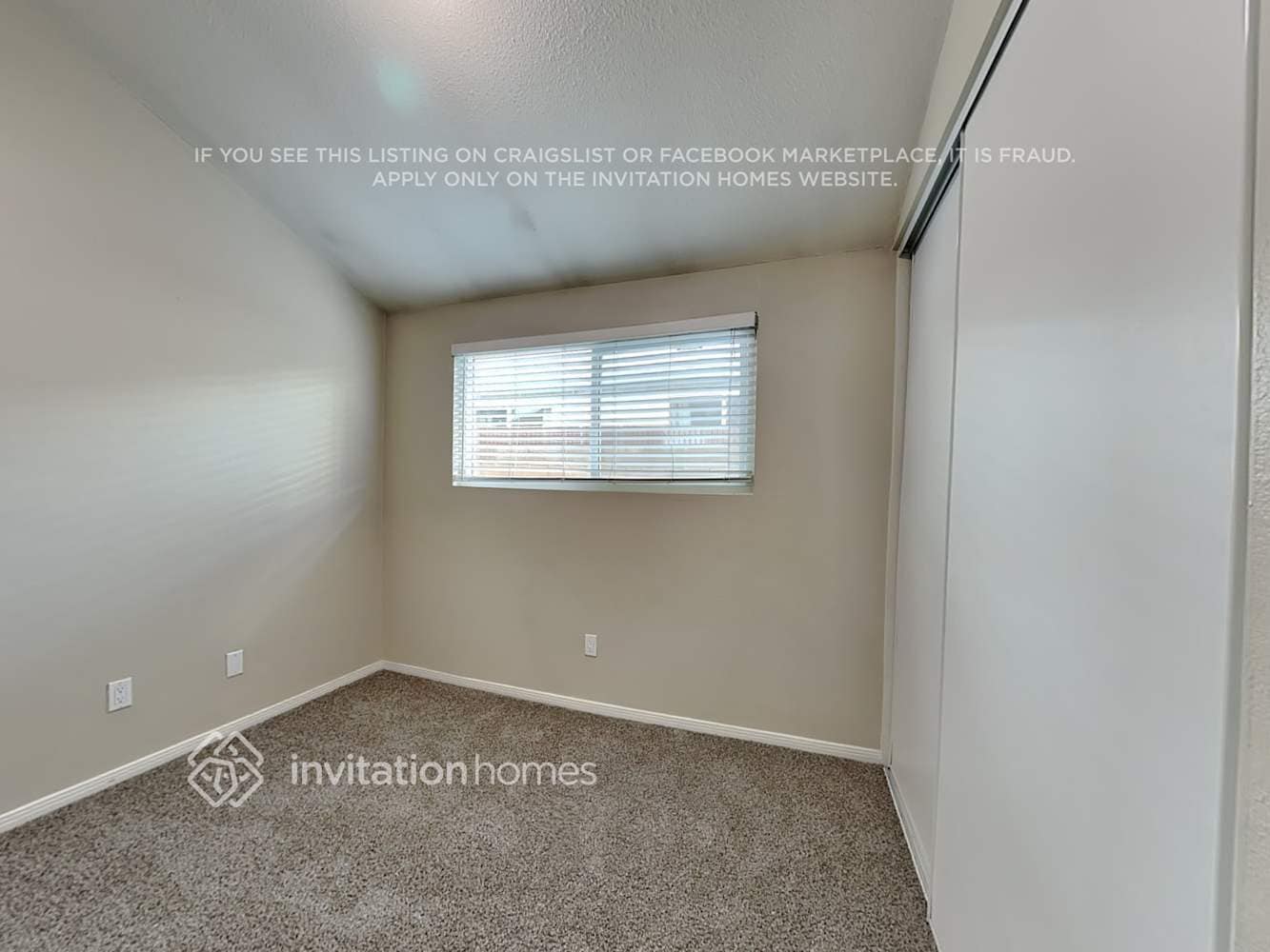 Building Photo - 27858 Crosspath Ave