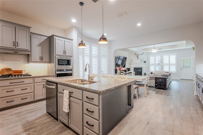 Building Photo - 133 Welch Folly Ln