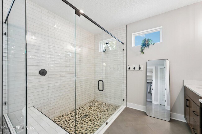 Building Photo - 10223 Silverbrook Trl