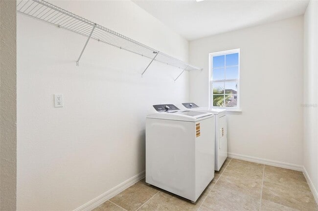 Building Photo - 3750 Mount Vernon Way