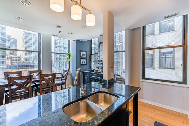 Building Photo - 780 S Federal St