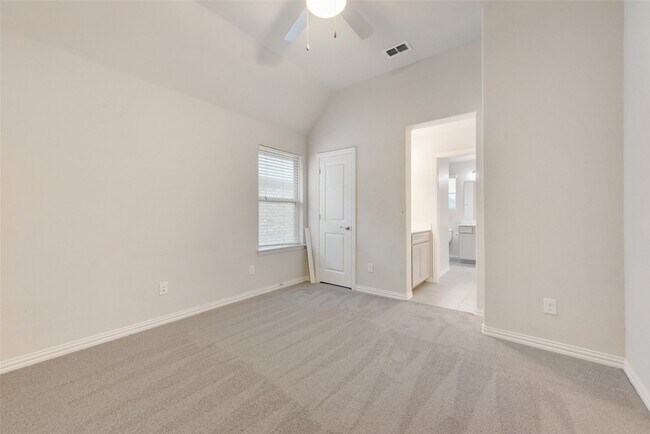 Building Photo - 2617 Walnut Creek Ln