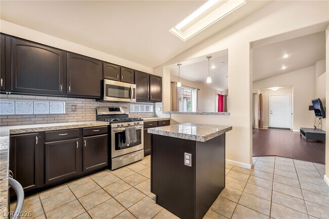 Building Photo - 920 Ashurst Ct