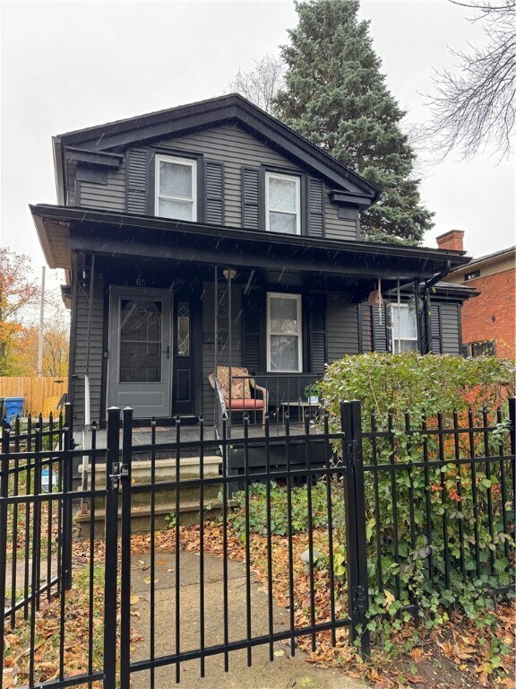 Primary Photo - 65 Atkinson St