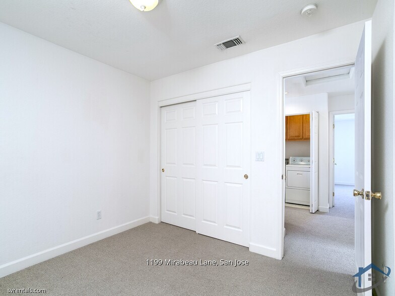 Building Photo - 1199 Mirabeau Ln