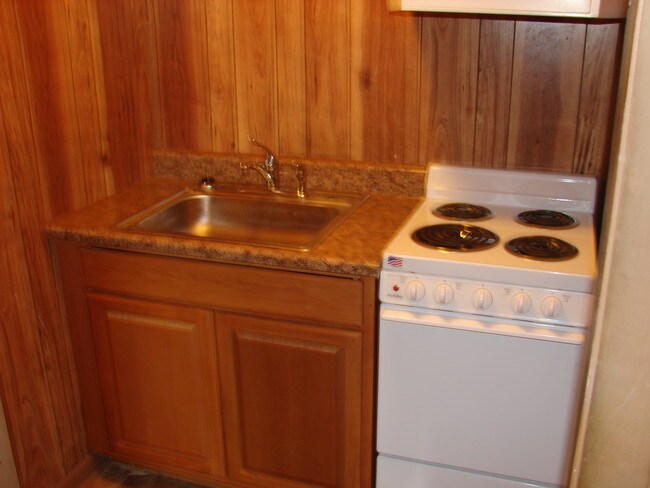 Primary Photo - 25390 Point Lookout Rd