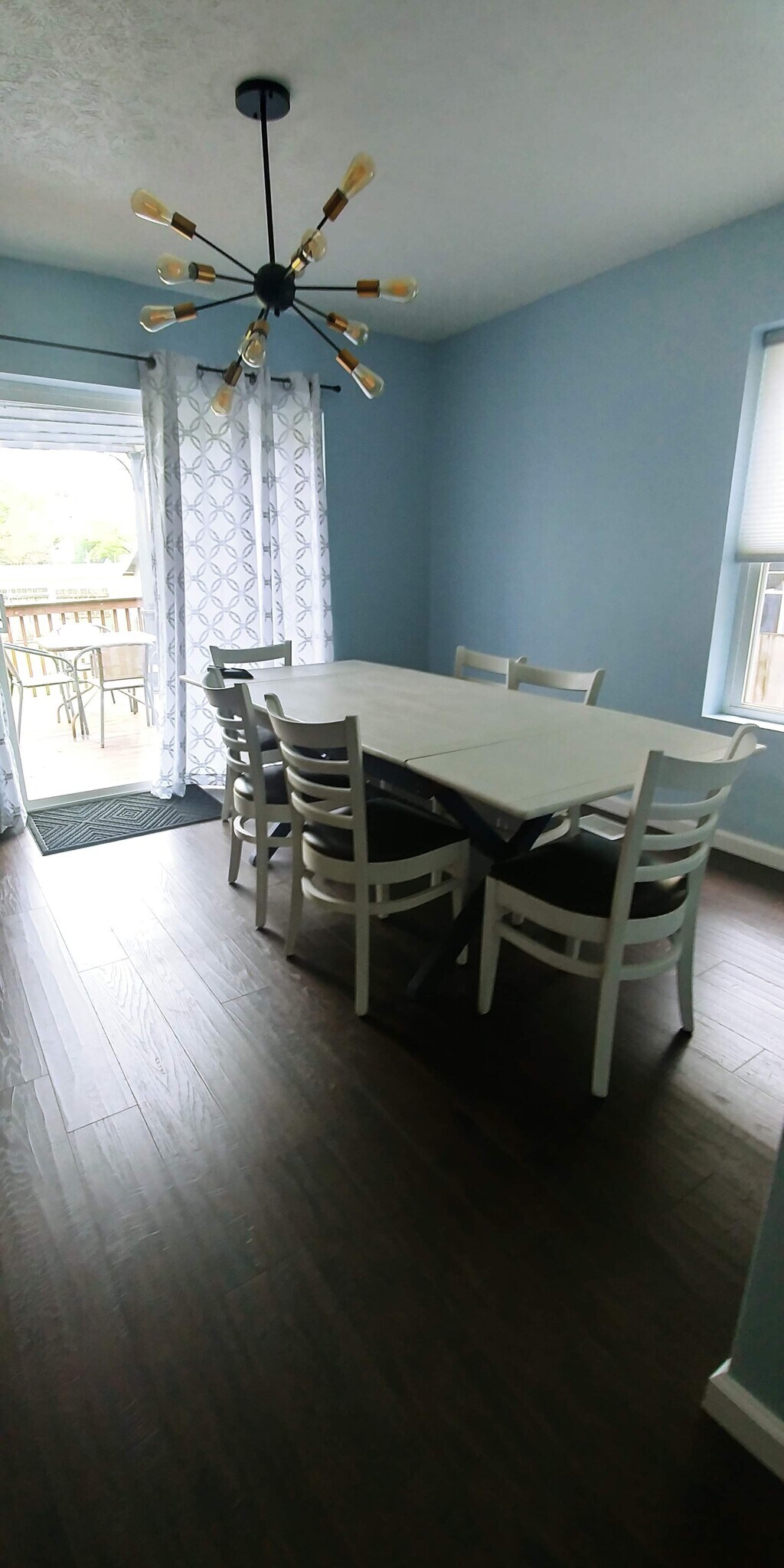 Dining room next to kitchen - 1801 W 47th St