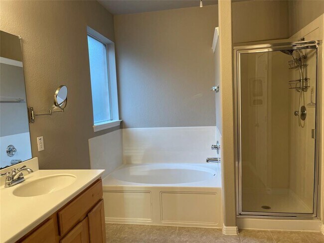 Building Photo - 8711 Auburn Glen Ln