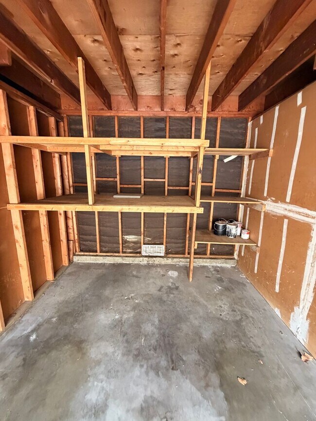 Building Photo - 2 Bed, 2 Bath Fullerton Condo For Rent w/ ...