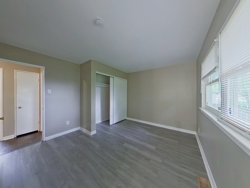 Building Photo - 770 Manresa Ln
