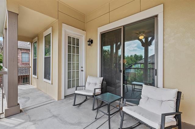 Building Photo - 1210 Emerald Glen