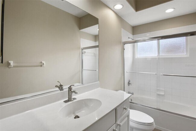 Building Photo - 6255 Sturbridge Ct