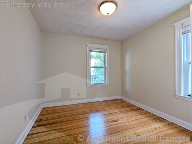 Building Photo - 79 Conwell Ave