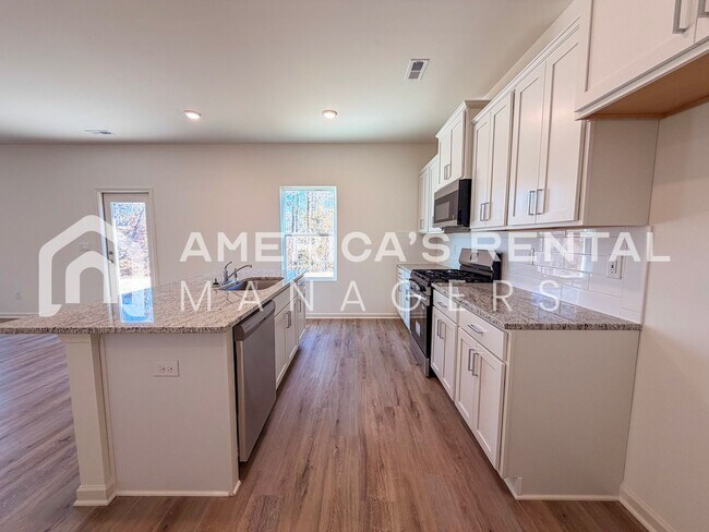 Building Photo - Spacious Two-Story Living at Doss Ferry in Kimberly, AL - Available NOW! DEPOSIT PENDING!!