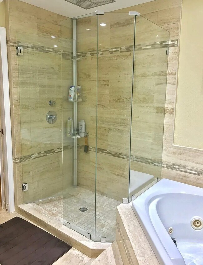 Building Photo - 6630 NW 38th Terrace