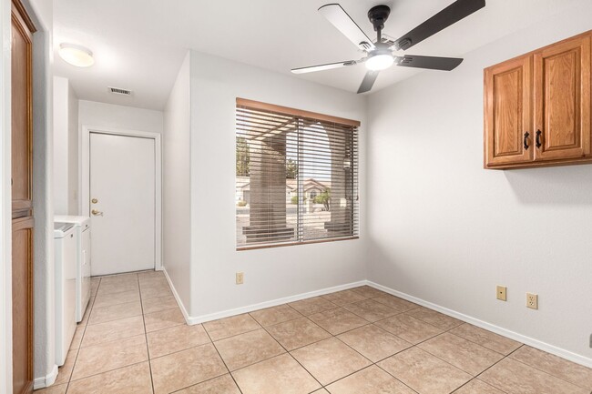 Building Photo - Sun Lakes long term Rental