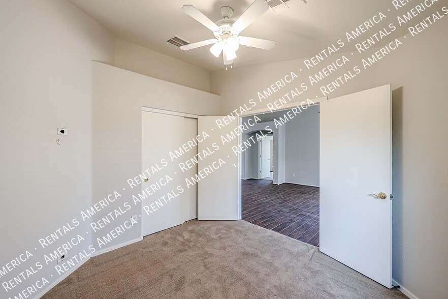 Building Photo - 41629 N Ranch Dr