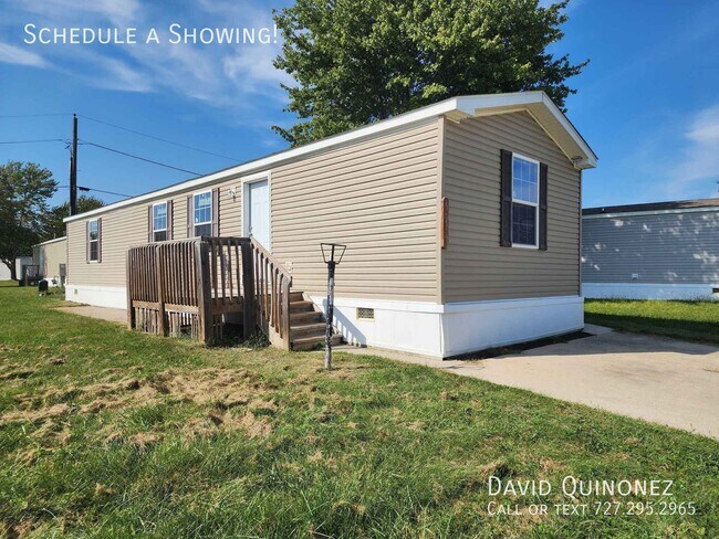 Building Photo - 5711 Heather View Ln