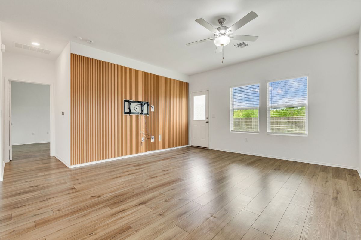 Building Photo - 15401 Poppy Petal Dr