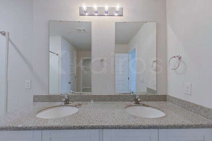 Building Photo - 118 Metalmark Dr