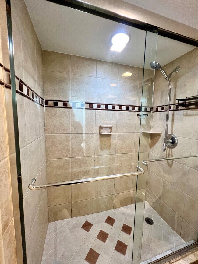 Building Photo - 111 Briny Ave