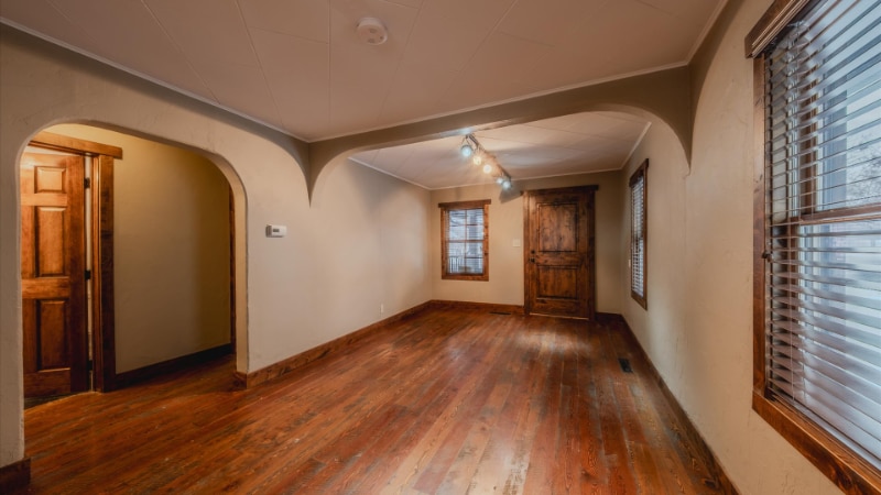 Building Photo - 916 2nd St