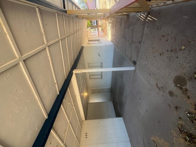 Building Photo - 499 S 2nd St