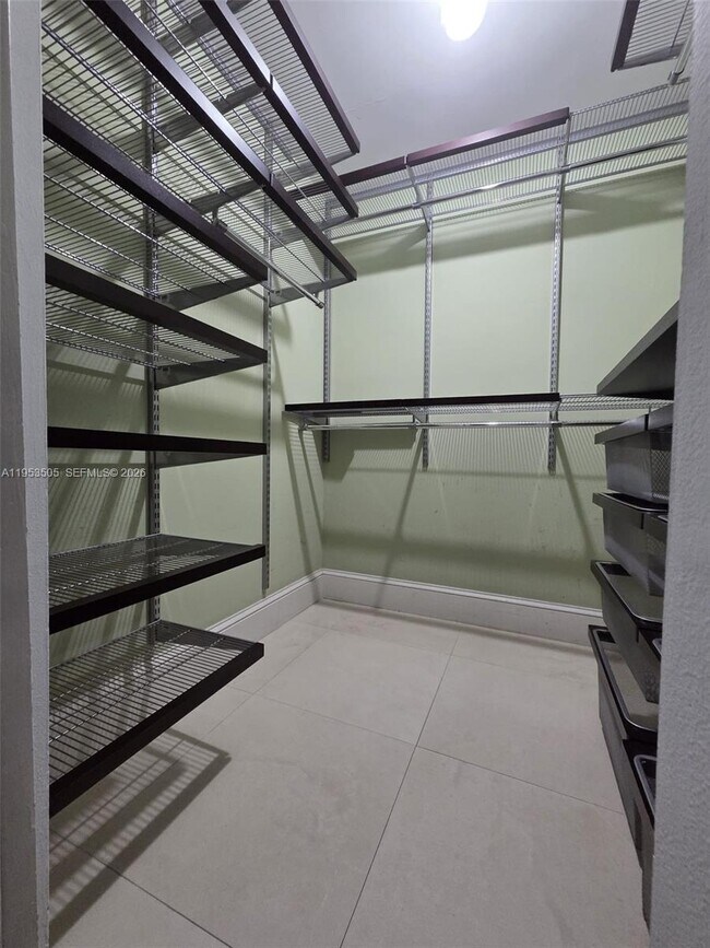 Building Photo - 2401 Collins Ave