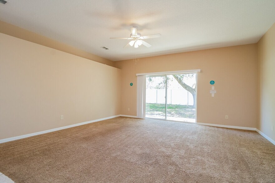 Building Photo - 1320 Falconwood Ct