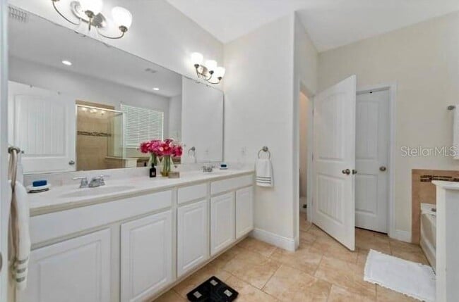 Building Photo - 2403 Beacon Landing Cir