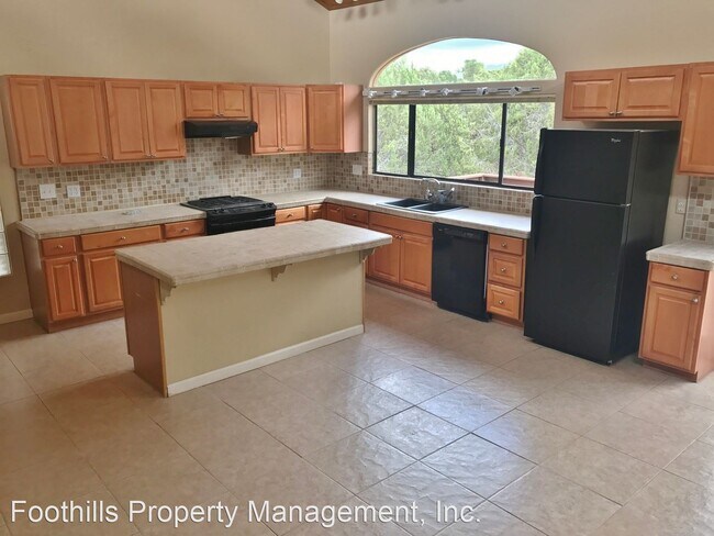 Building Photo - 5 br, 3 bath House - 3455 Moki Drive